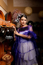 Cargar imagen en el visor de la galería, Sobrevestido mereraskani morado