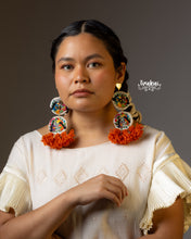 Cargar imagen en el visor de la galería, Aretes "cocineras del lago"