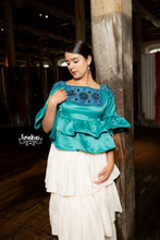 Cargar imagen en el visor de la galería, Blusa tsïtsïki esmeralda
