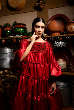 Cargar imagen en el visor de la galería, Vestido Meremejkuni
