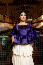 Cargar imagen en el visor de la galería, Blusa tsïtsïki Morado
