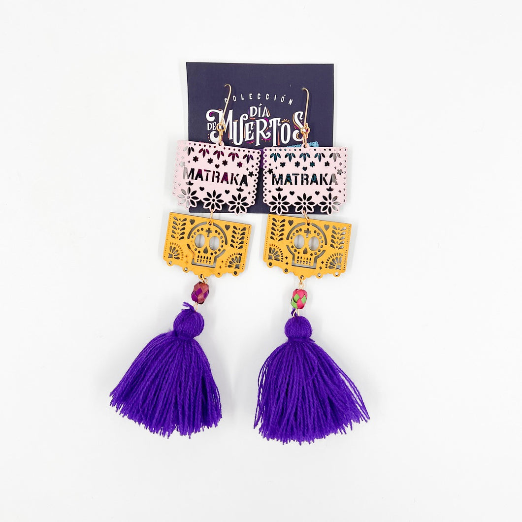 Aretes capula  morado